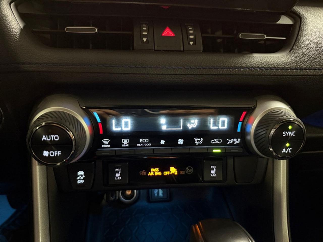 2023 Toyota RAV4 Hybrid Hybrid XSE AWD Photo
