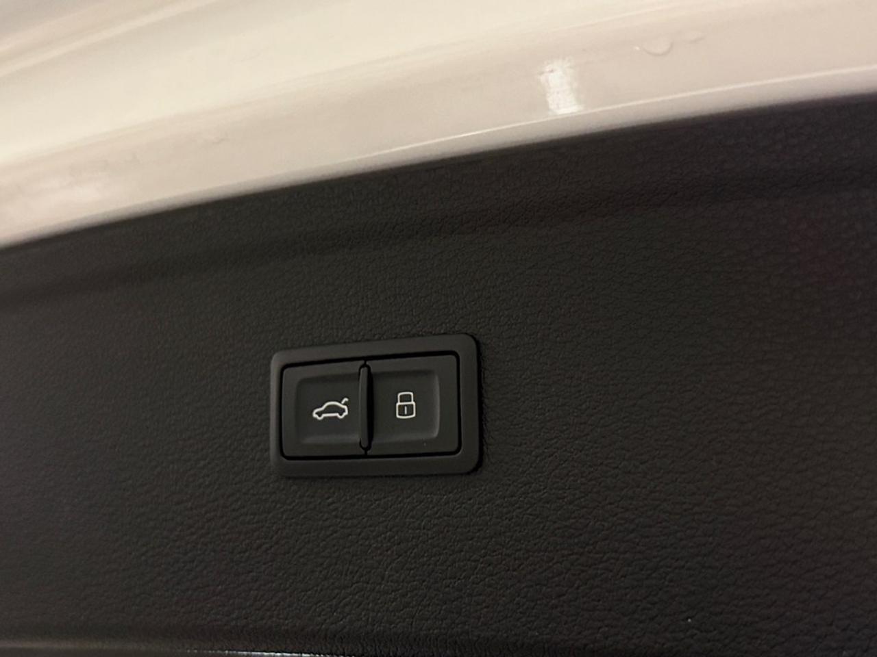 2024 Audi Q5 Komfort 45 TFSI quattro Photo