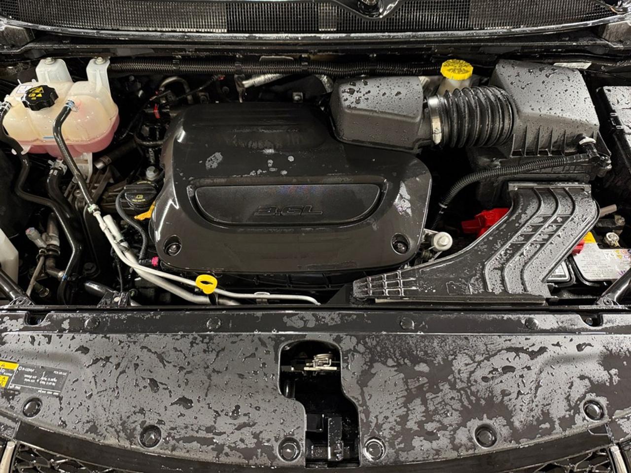 2026 Chrysler Pacifica Limited FWD Photo
