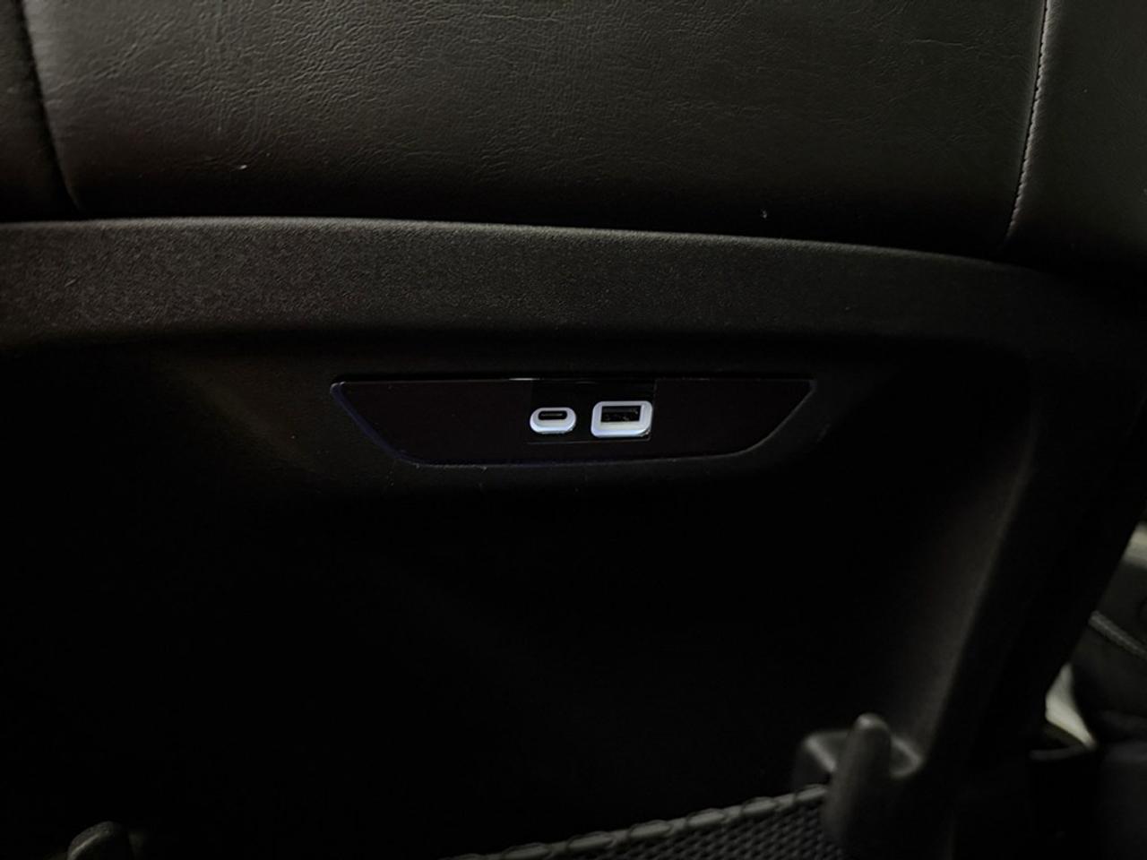 2026 Chrysler Pacifica Limited FWD Photo
