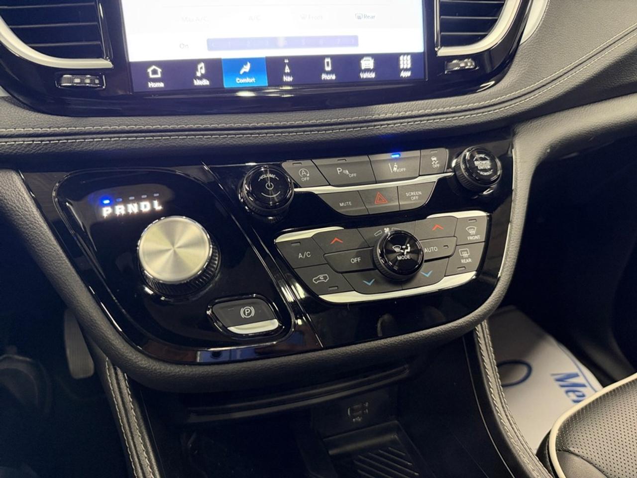 2026 Chrysler Pacifica Limited FWD Photo