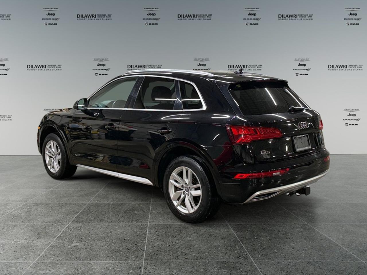 2019 Audi Q5 Komfort 45 TFSI quattro Photo2