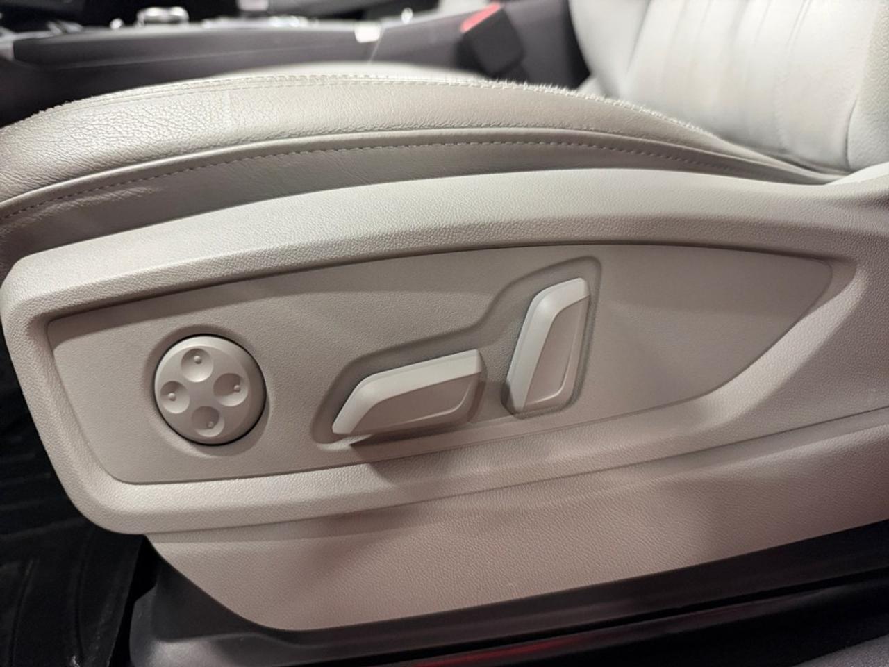 2019 Audi Q5 Komfort 45 TFSI quattro Photo