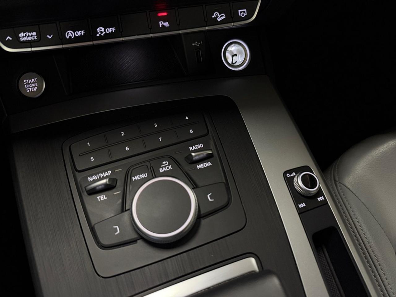 2019 Audi Q5 Komfort 45 TFSI quattro Photo