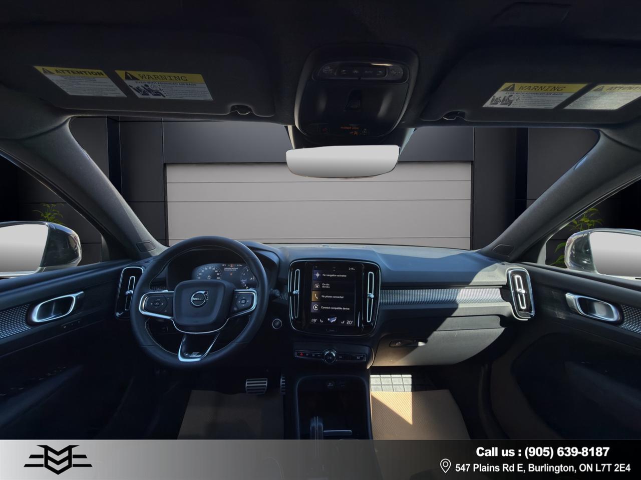2020 Volvo XC40 T5 AWD R-Design Pkg - Moonroof - Leather !!! Photo