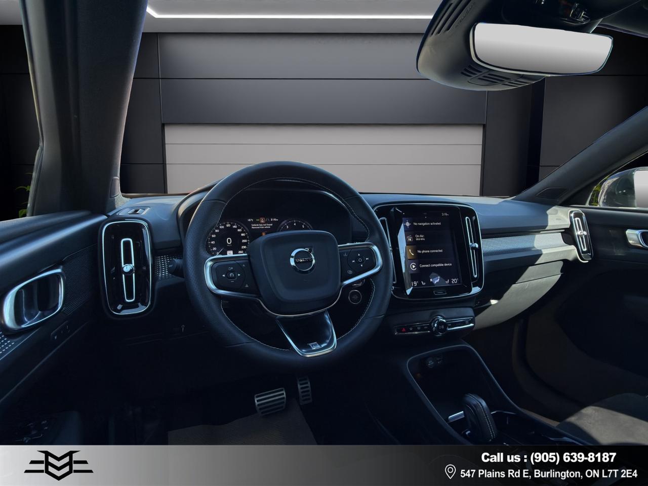 2020 Volvo XC40 T5 AWD R-Design Pkg - Moonroof - Leather !!! Photo