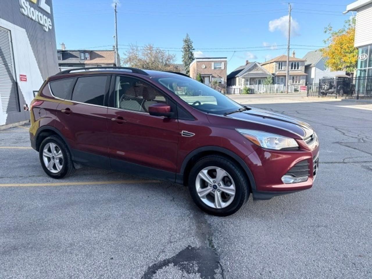2014 Ford Escape SE ONLY 66,000KM-NO ACCIDENTS-HEATED SEATS-CAMERA-BLUETOOTH Photo