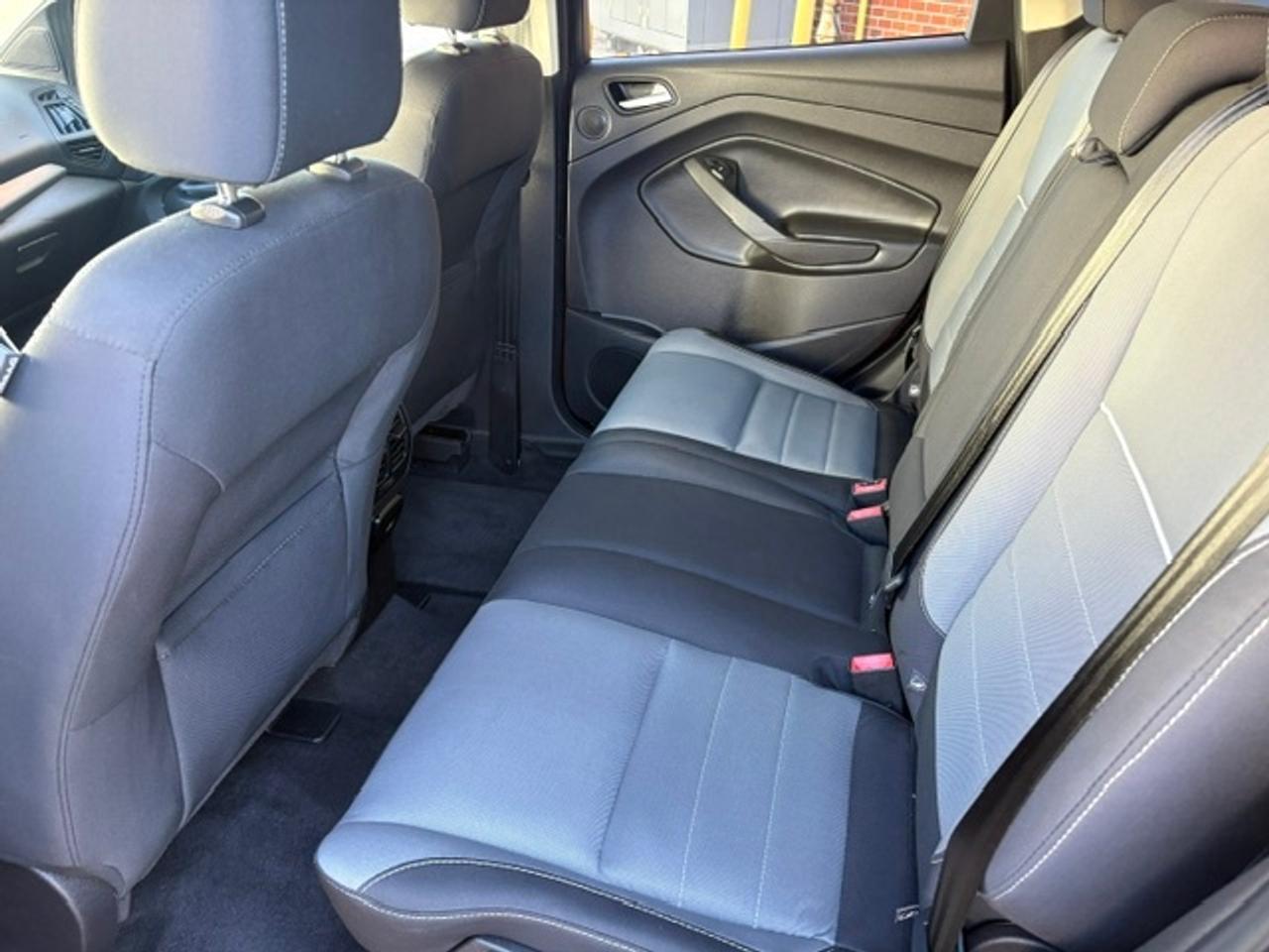 2014 Ford Escape SE ONLY 66,000KM-NO ACCIDENTS-HEATED SEATS-CAMERA-BLUETOOTH Photo