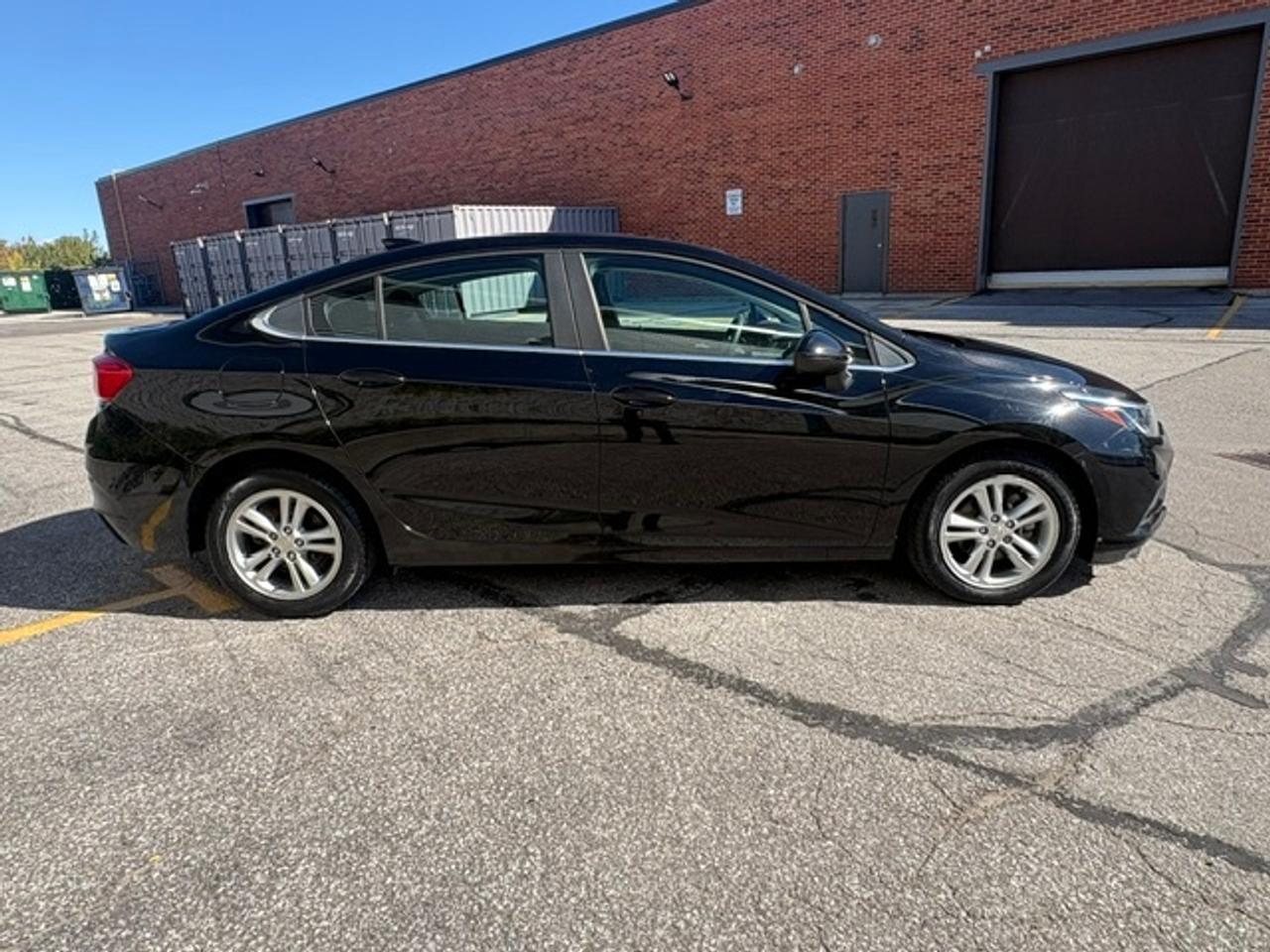 2016 Chevrolet Cruze LT **ONLY 60,000KM-6 SPEED MANUAL-CAMERA-BLUETOOTH-ALLOYS** Photo