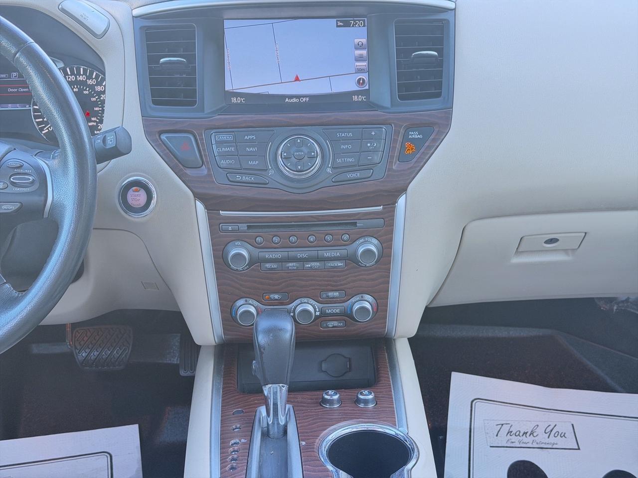 2017 Nissan Pathfinder 4WD 4dr PLATINIUM Photo
