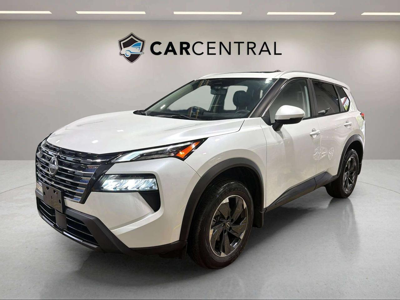 2024 Nissan Rogue SV MOONROOF | CLEAN CARFAX | 1 OWNER | PRO PILOT Photo