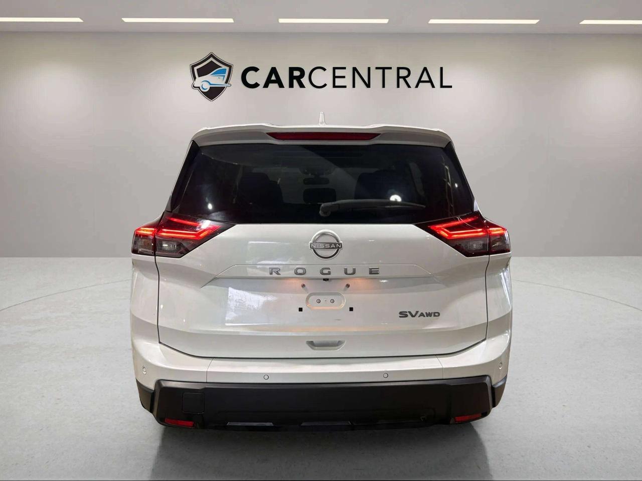 2024 Nissan Rogue SV MOONROOF | CLEAN CARFAX | 1 OWNER | PRO PILOT Photo