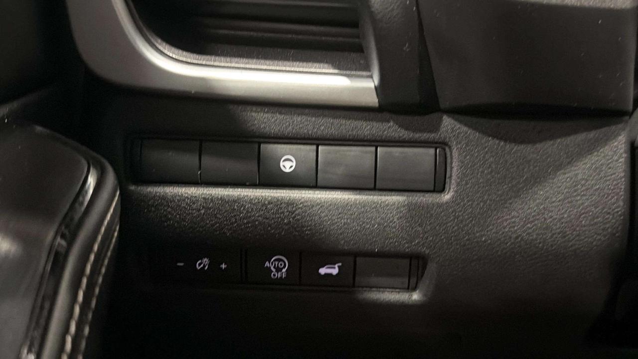 2024 Nissan Rogue SV MOONROOF | CLEAN CARFAX | 1 OWNER | PRO PILOT Photo
