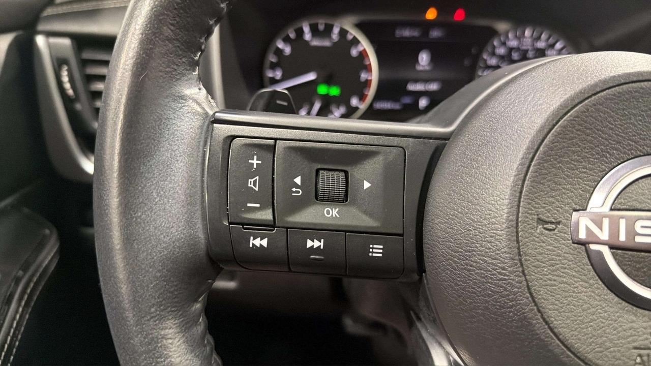 2024 Nissan Rogue SV MOONROOF | CLEAN CARFAX | 1 OWNER | PRO PILOT Photo