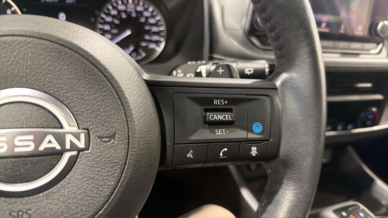 2024 Nissan Rogue SV MOONROOF | CLEAN CARFAX | 1 OWNER | PRO PILOT Photo