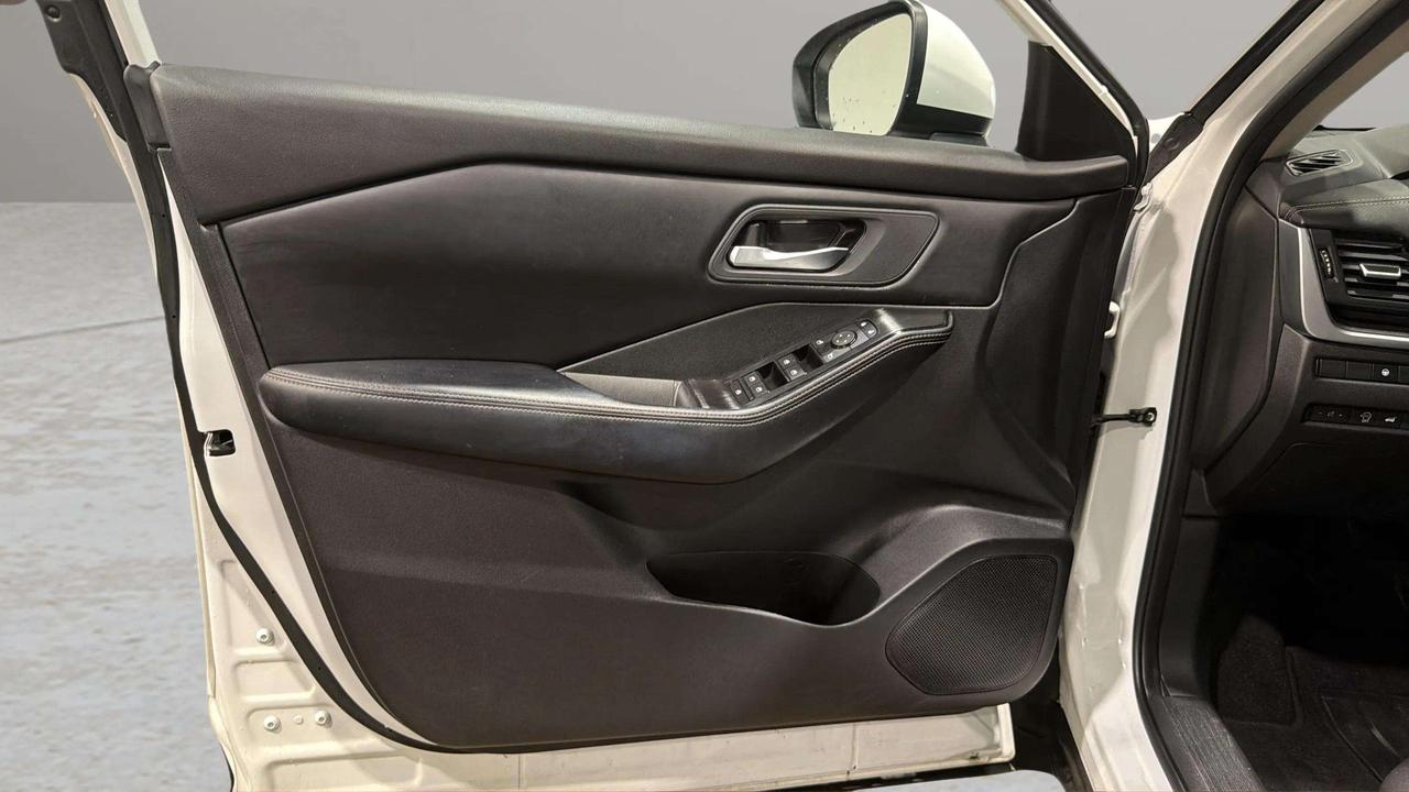 2024 Nissan Rogue SV MOONROOF | CLEAN CARFAX | 1 OWNER | PRO PILOT Photo