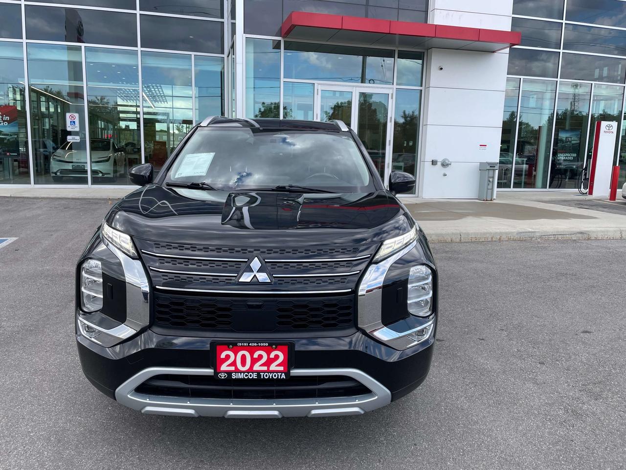 2022 Mitsubishi Outlander SE AWD Photo5