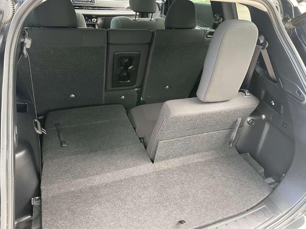2022 Mitsubishi Outlander SE AWD Photo