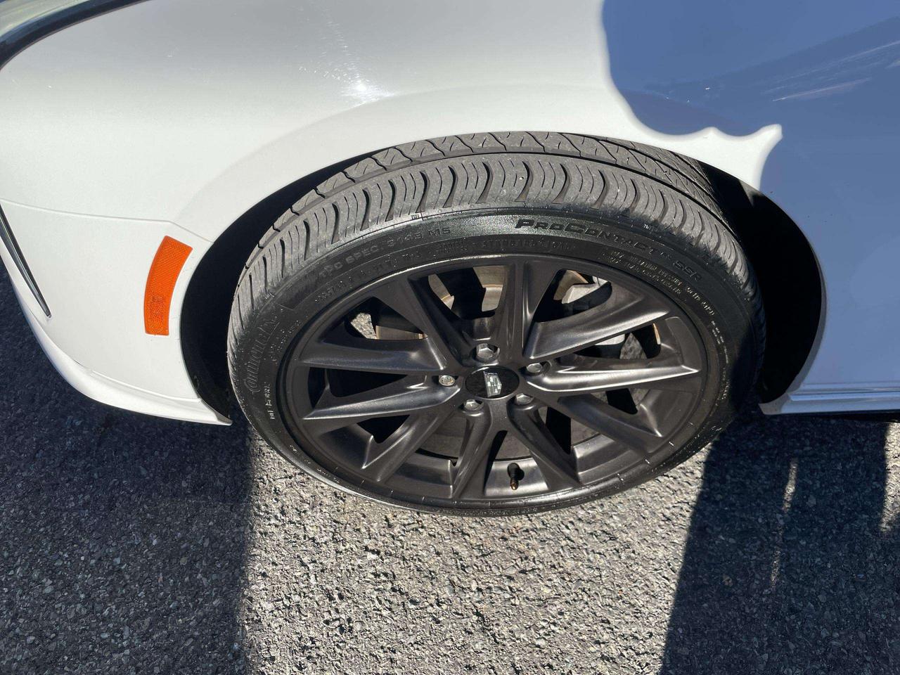 2022 Cadillac CT4 Sport AWD, LEATHER, ROOF, BOSE SOUND, HTD. & VENTED SEATS, BK. CAM, ALLOYS Photo