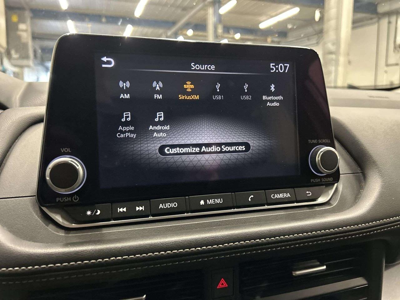 2025 Nissan Rogue SV AWD | PANO ROOF | HTD SEATS | CARPLAY | ALLOYS Photo