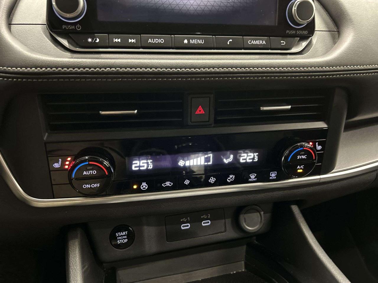 2025 Nissan Rogue SV AWD | PANO ROOF | HTD SEATS | CARPLAY | ALLOYS Photo