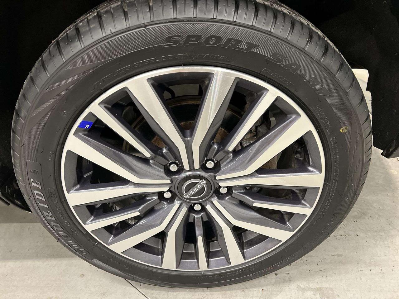 2025 Nissan Kicks HEATED SEATS  | CARPLAY | REMOTE START | ALLOYS Photo