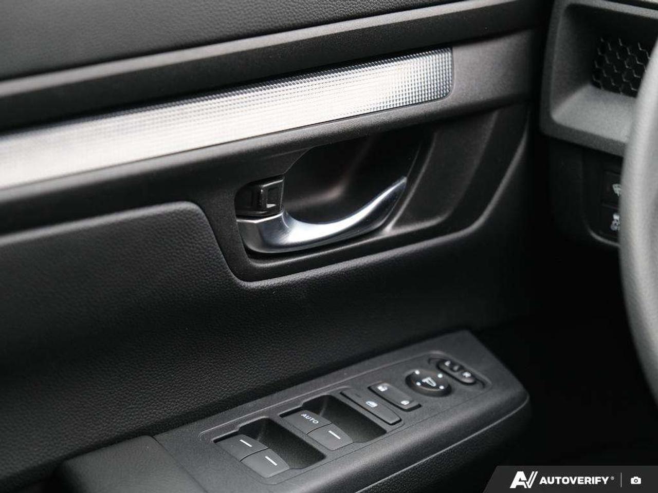 2025 Honda CR-V LX Photo