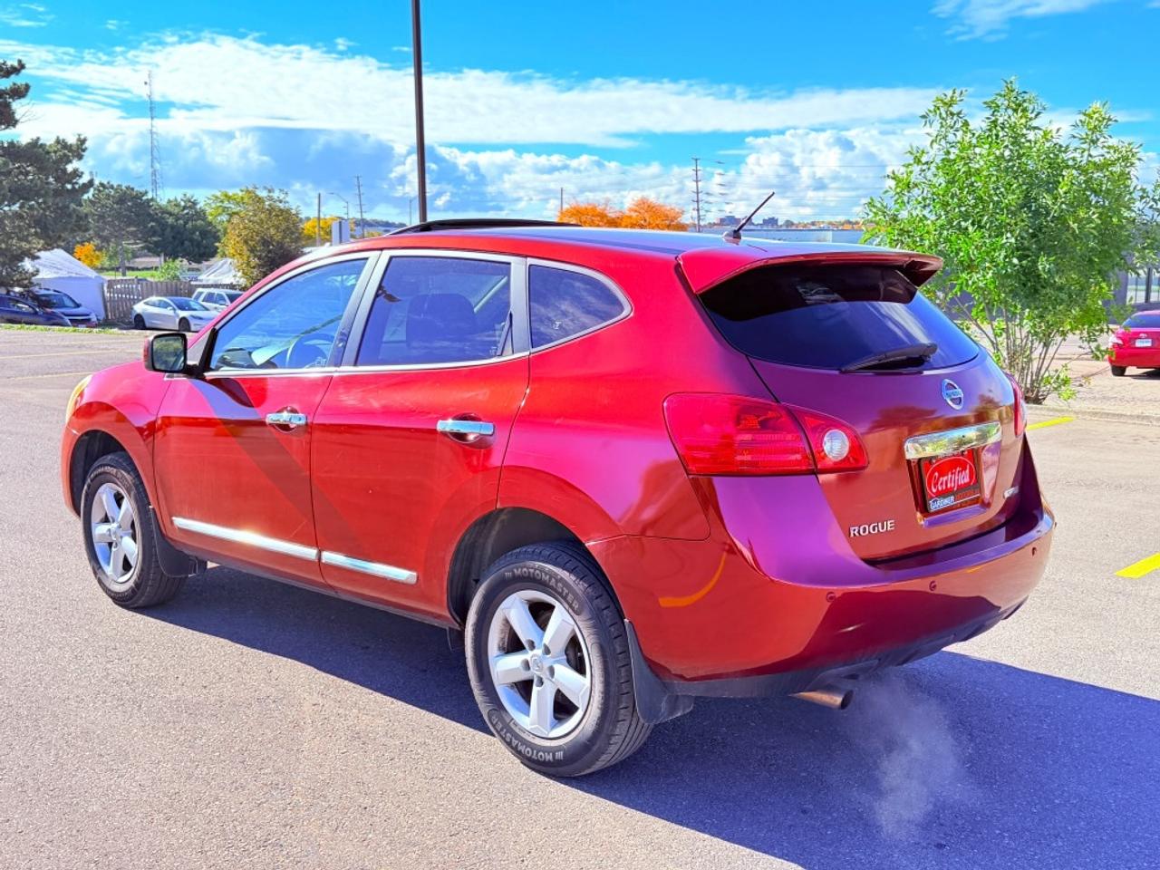 2013 Nissan Rogue SV w/SL Pkg 4dr Front-wheel Drive CVT Photo