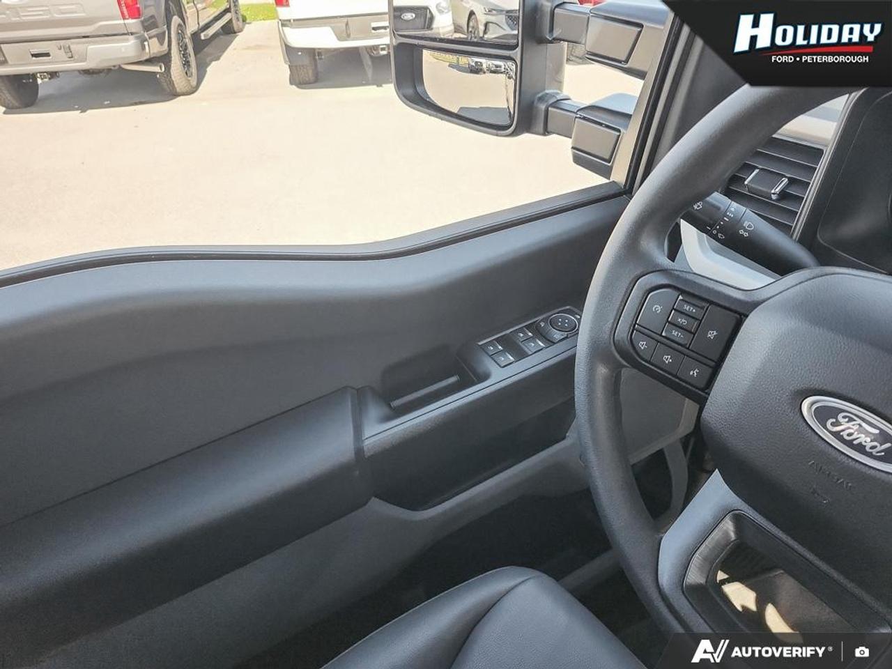 2026 Ford F-350 Super Duty SRW XL Photo