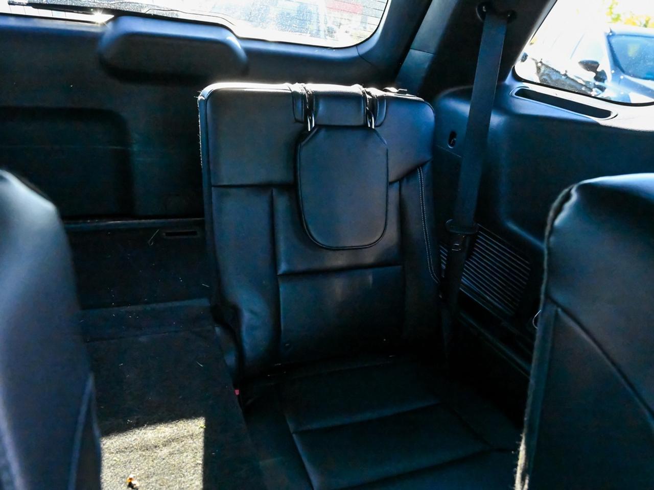2022 Ford Explorer ST Photo