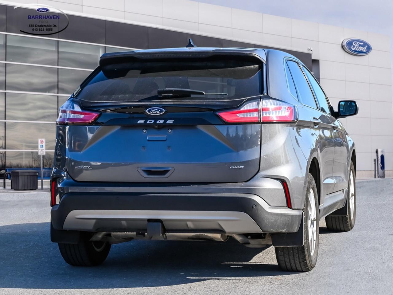 2024 Ford Edge SEL Photo3