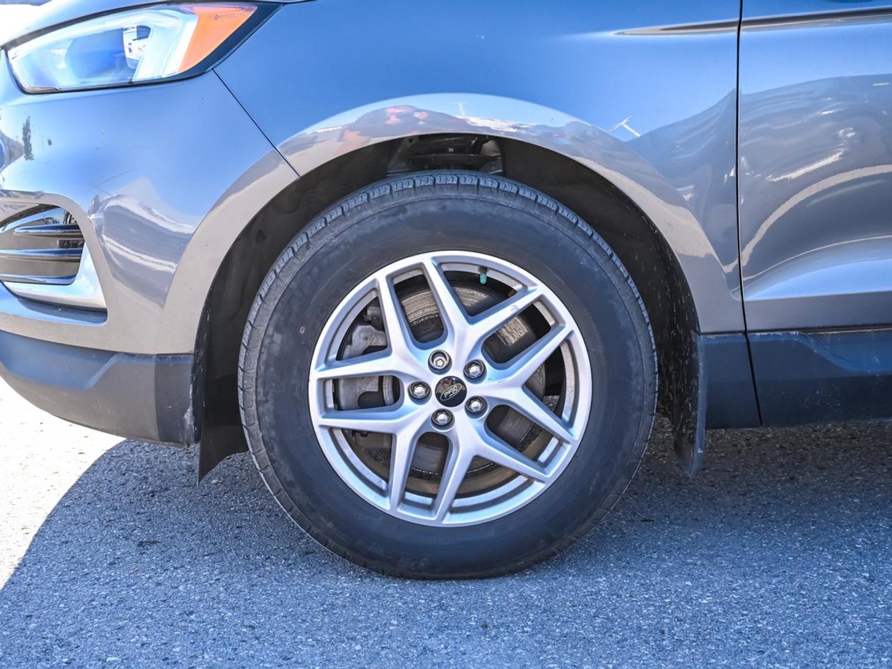 2024 Ford Edge SEL Photo