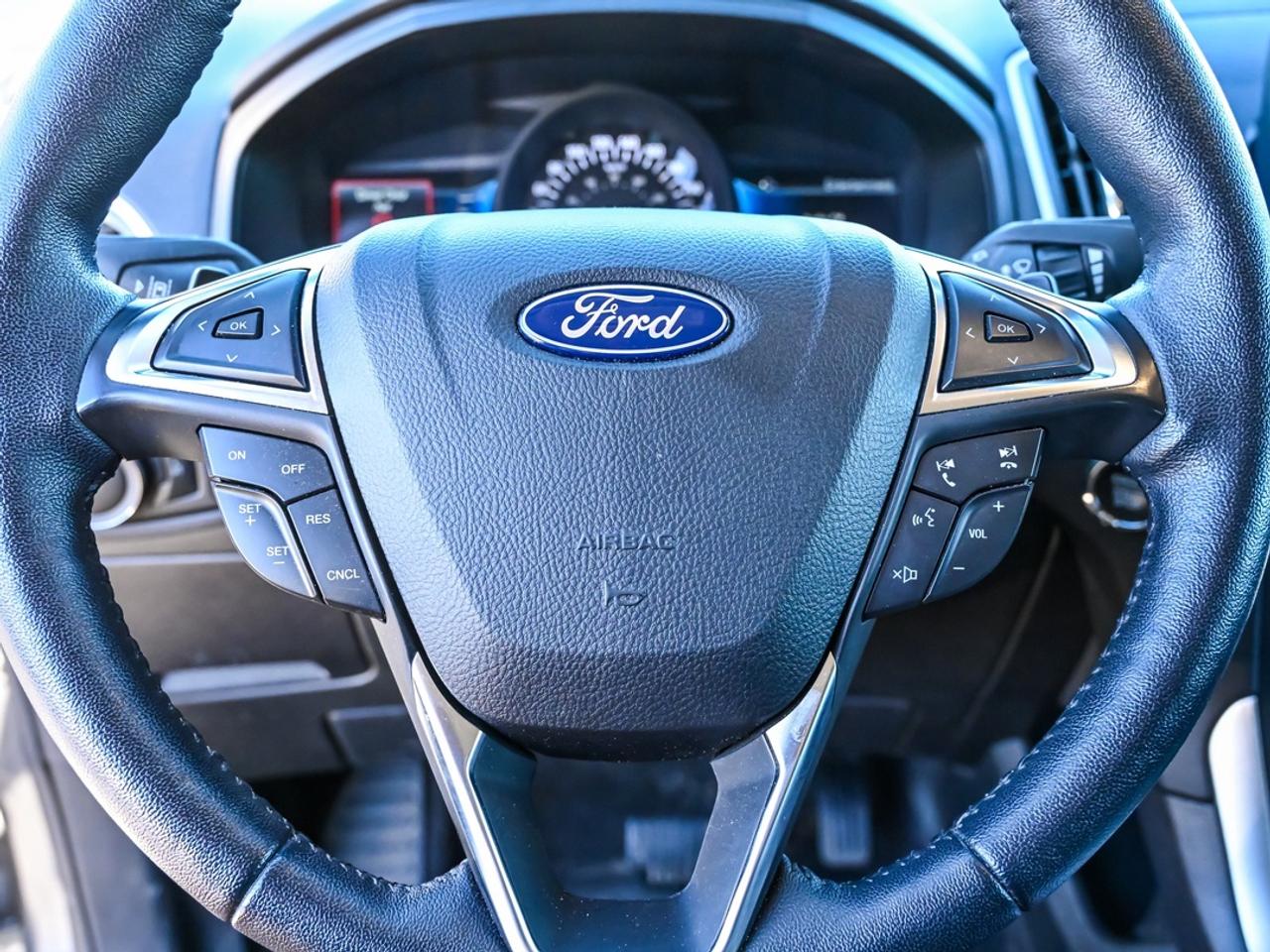 2024 Ford Edge SEL Photo
