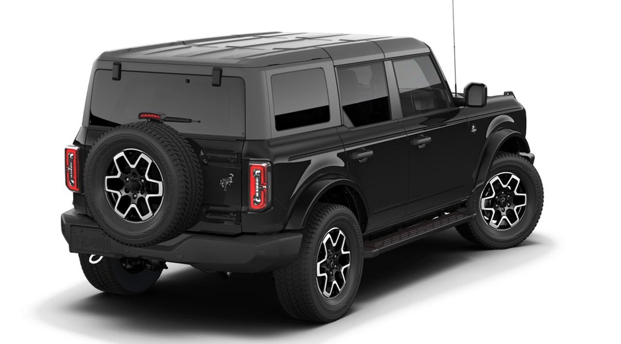 2026 Ford Bronco Outer Banks Photo2