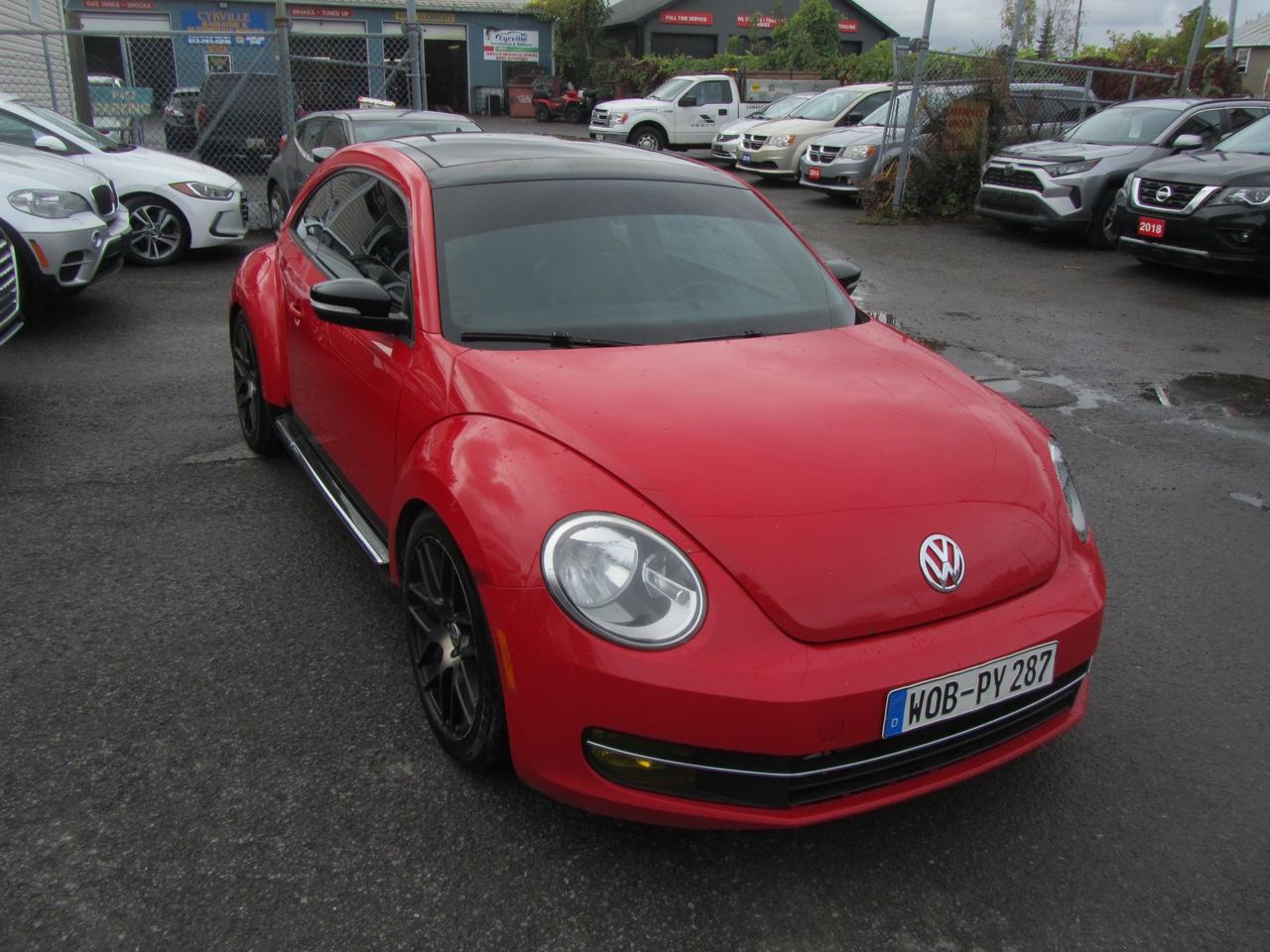 2012 Volkswagen Beetle 2dr Cpe DSG 2.0T Turbo Photo