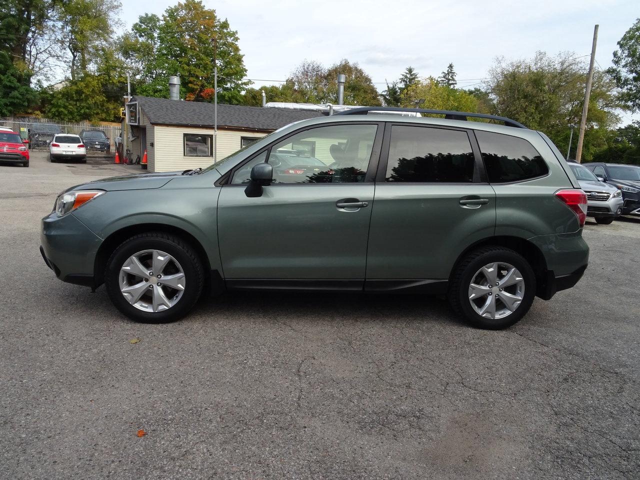 2014 Subaru Forester BASE Photo0