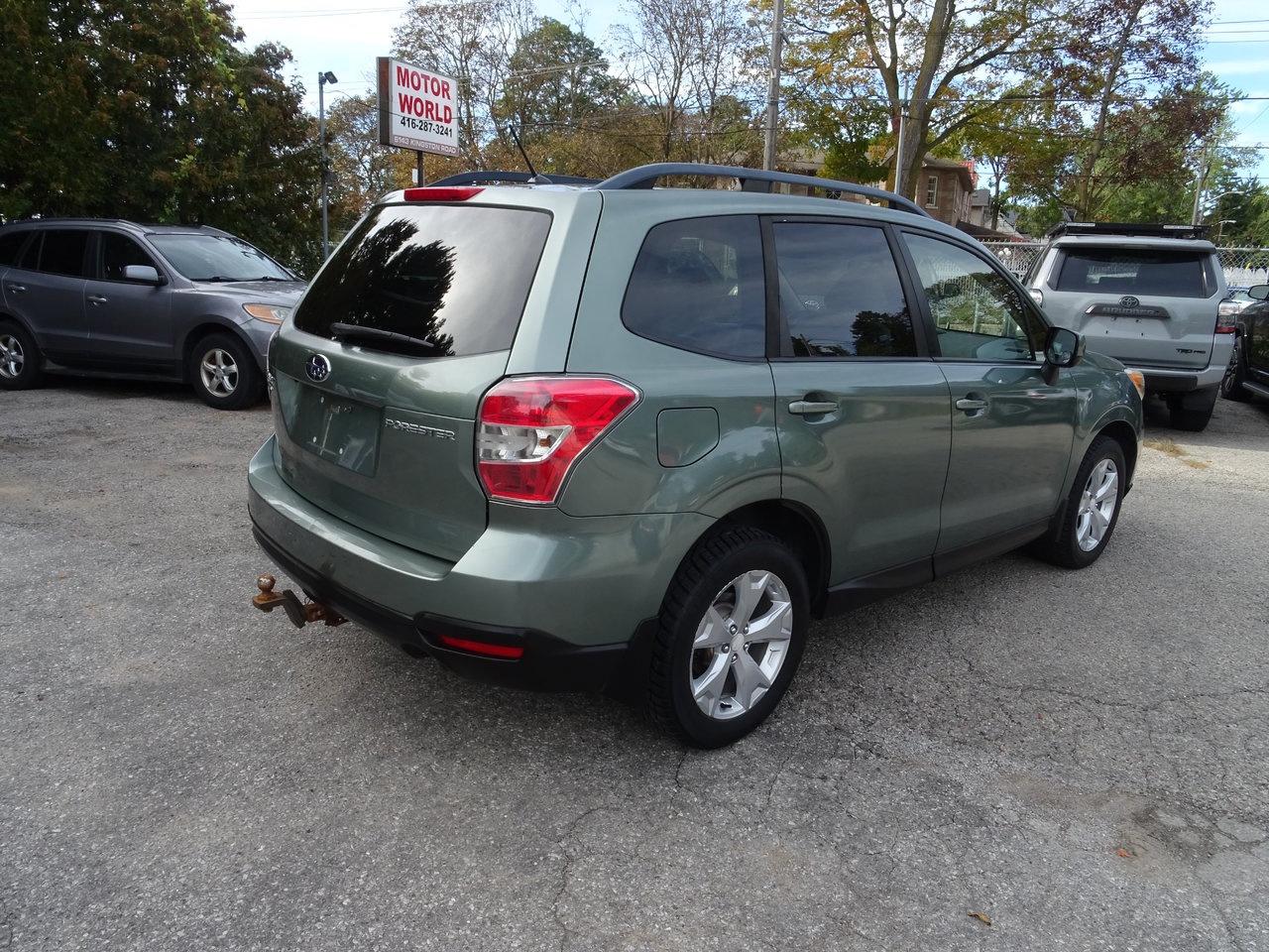 2014 Subaru Forester BASE Photo