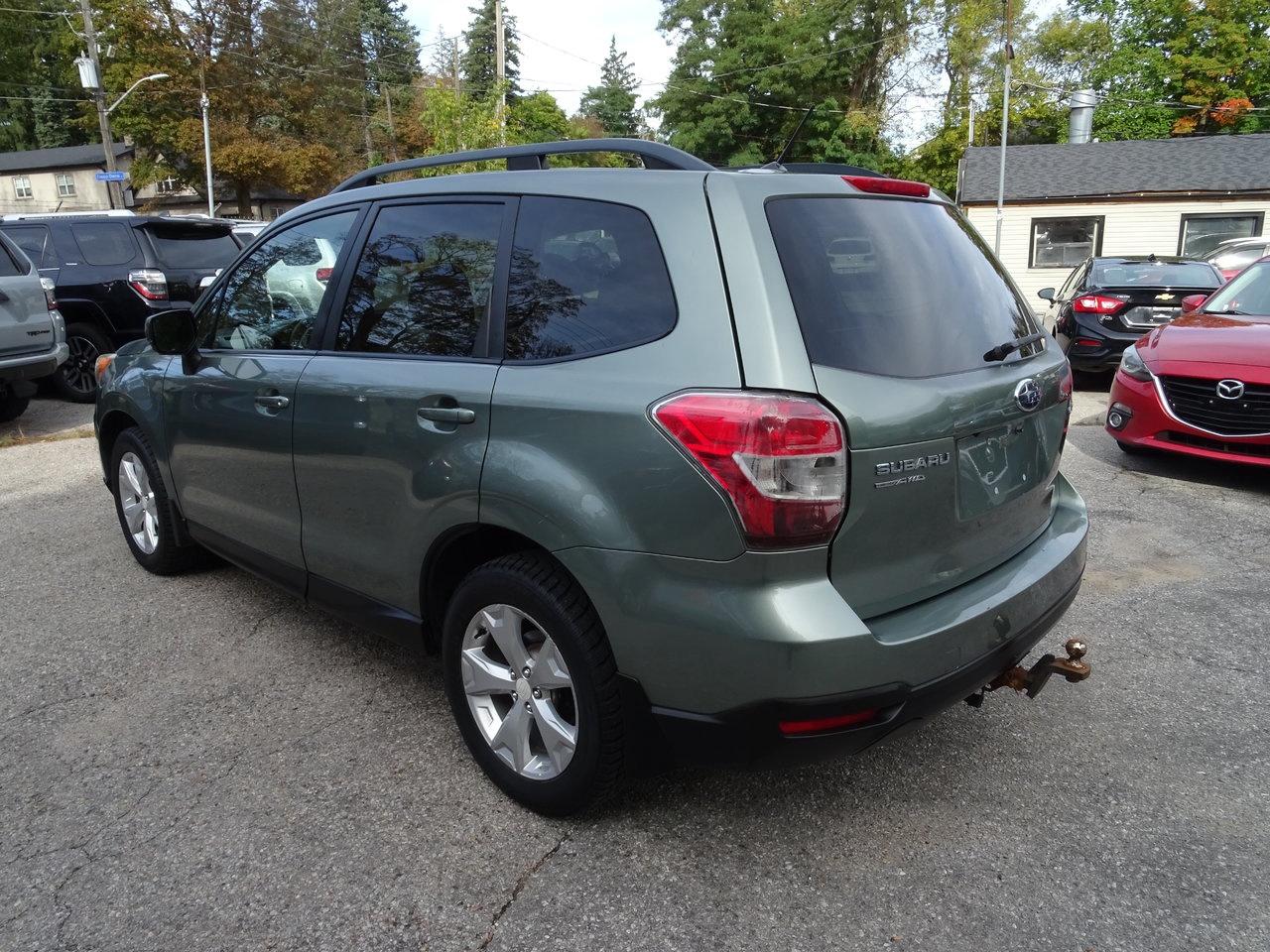 2014 Subaru Forester BASE Photo