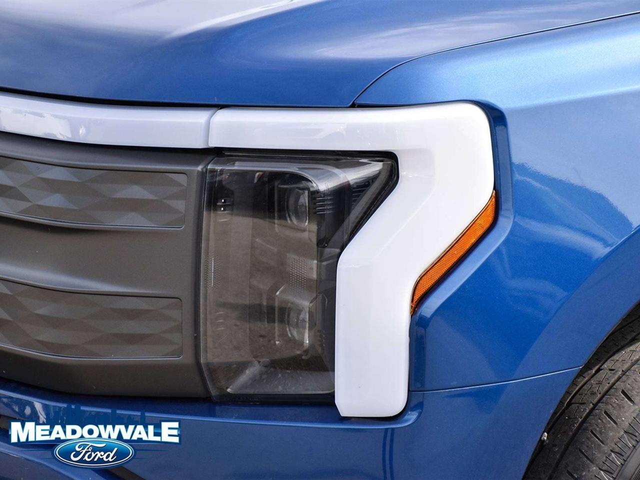 2022 Ford F-150 Lightning XLT Photo