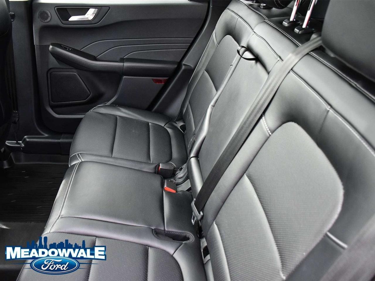 2022 Ford Escape SEL Photo