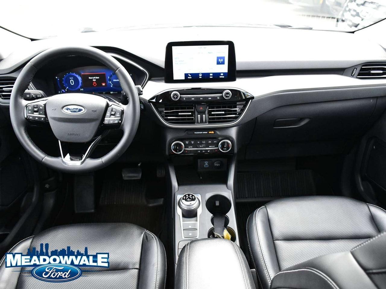 2022 Ford Escape SEL Photo