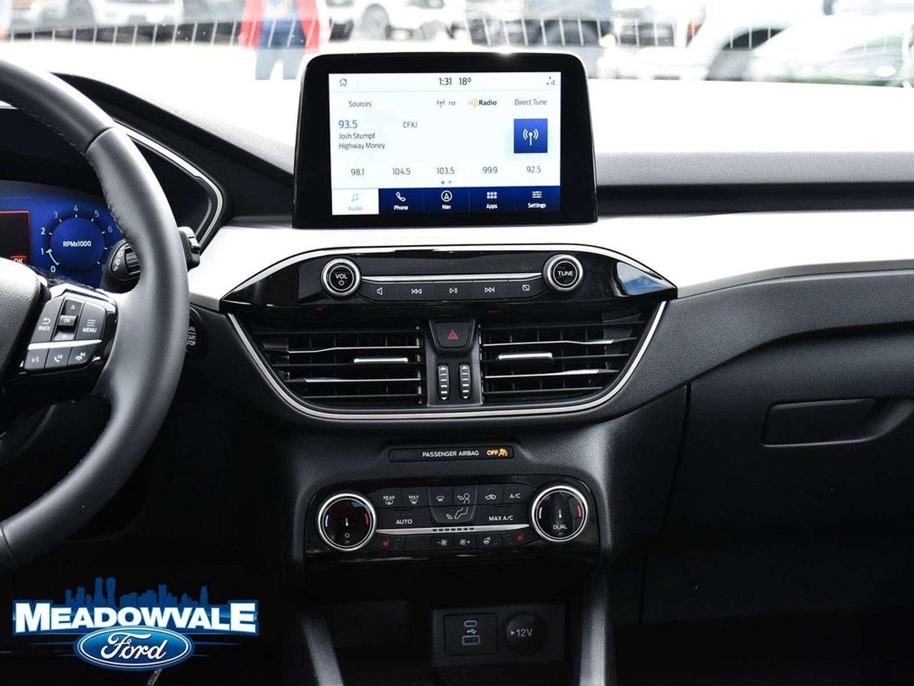 2022 Ford Escape SEL Photo