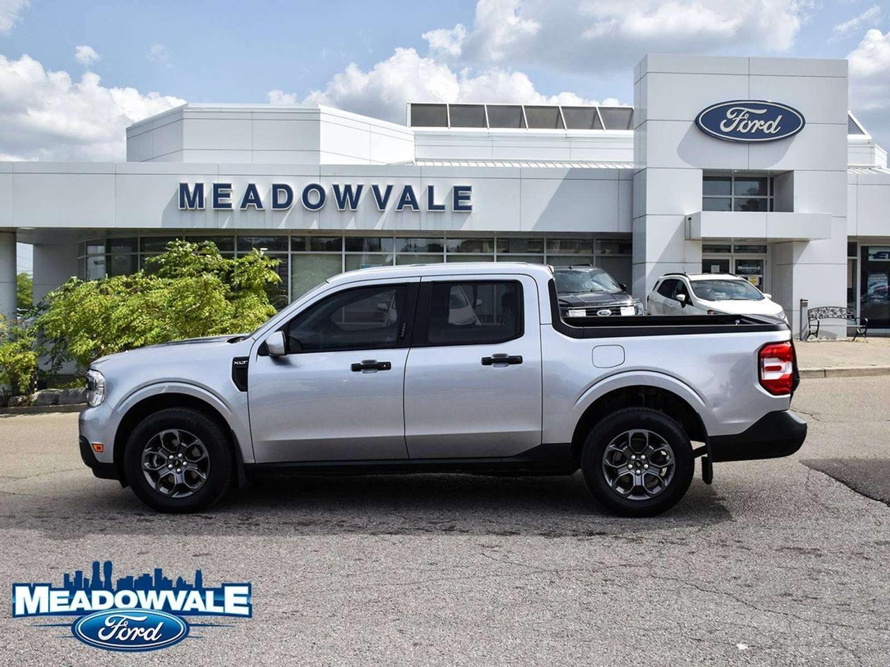 2023 Ford Maverick XL Photo3