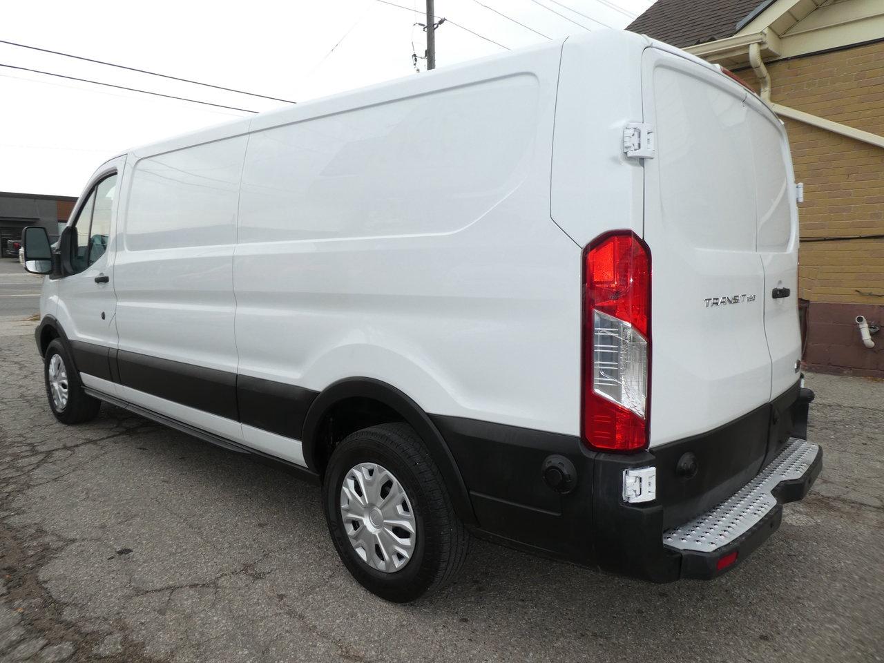 2019 Ford Transit VAN T-150 EXTENDED Photo