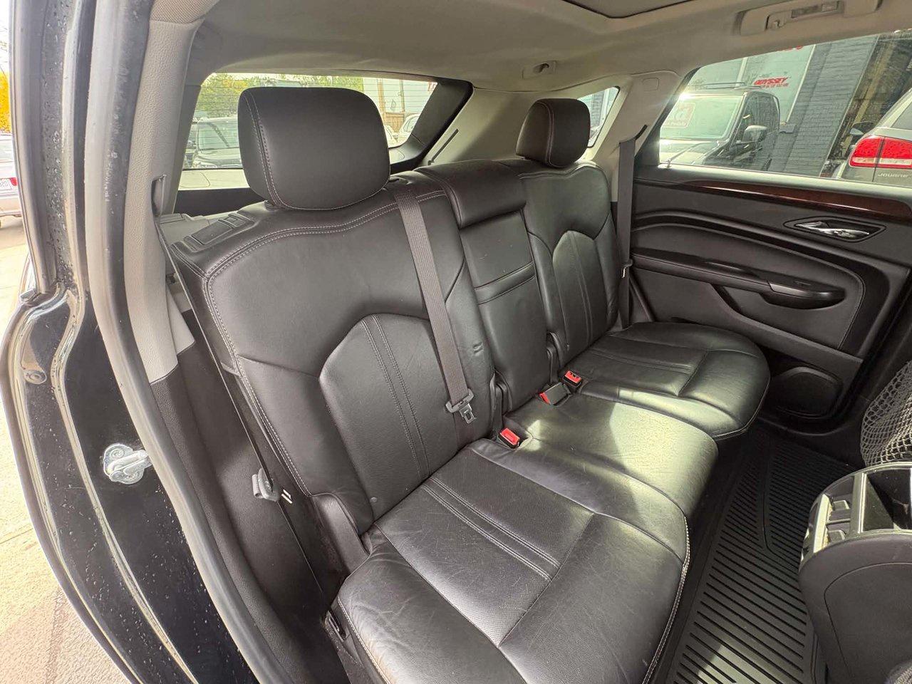 2012 Cadillac SRX Luxury Photo