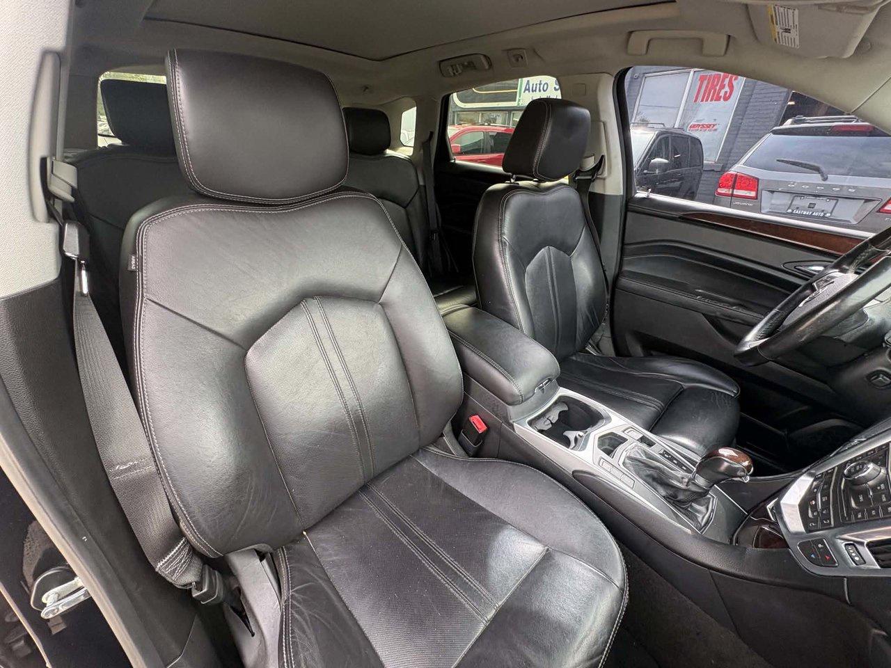 2012 Cadillac SRX Luxury Photo