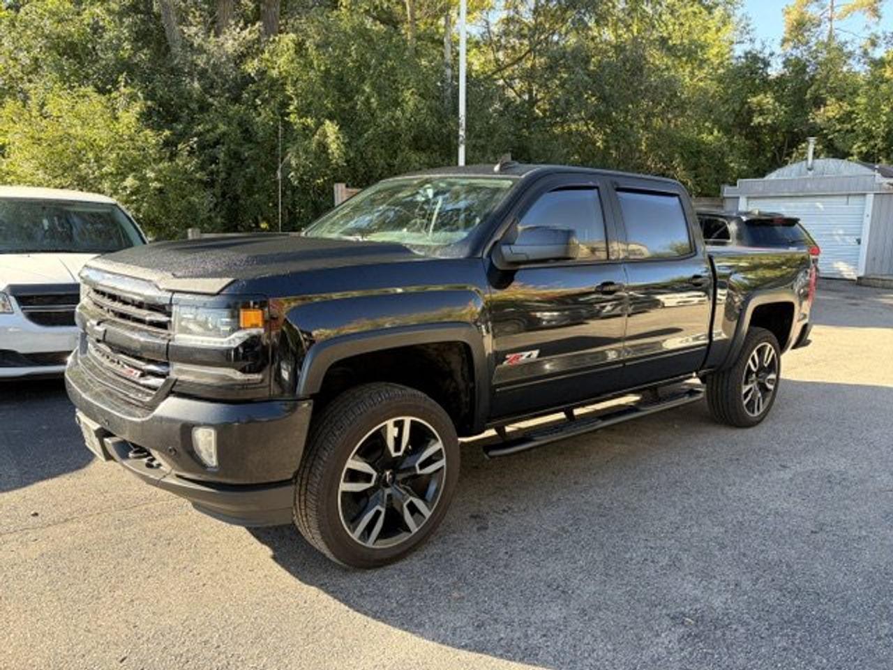 2018 Chevrolet Silverado 1500 LTZ crew cab 6.5 box Photo2