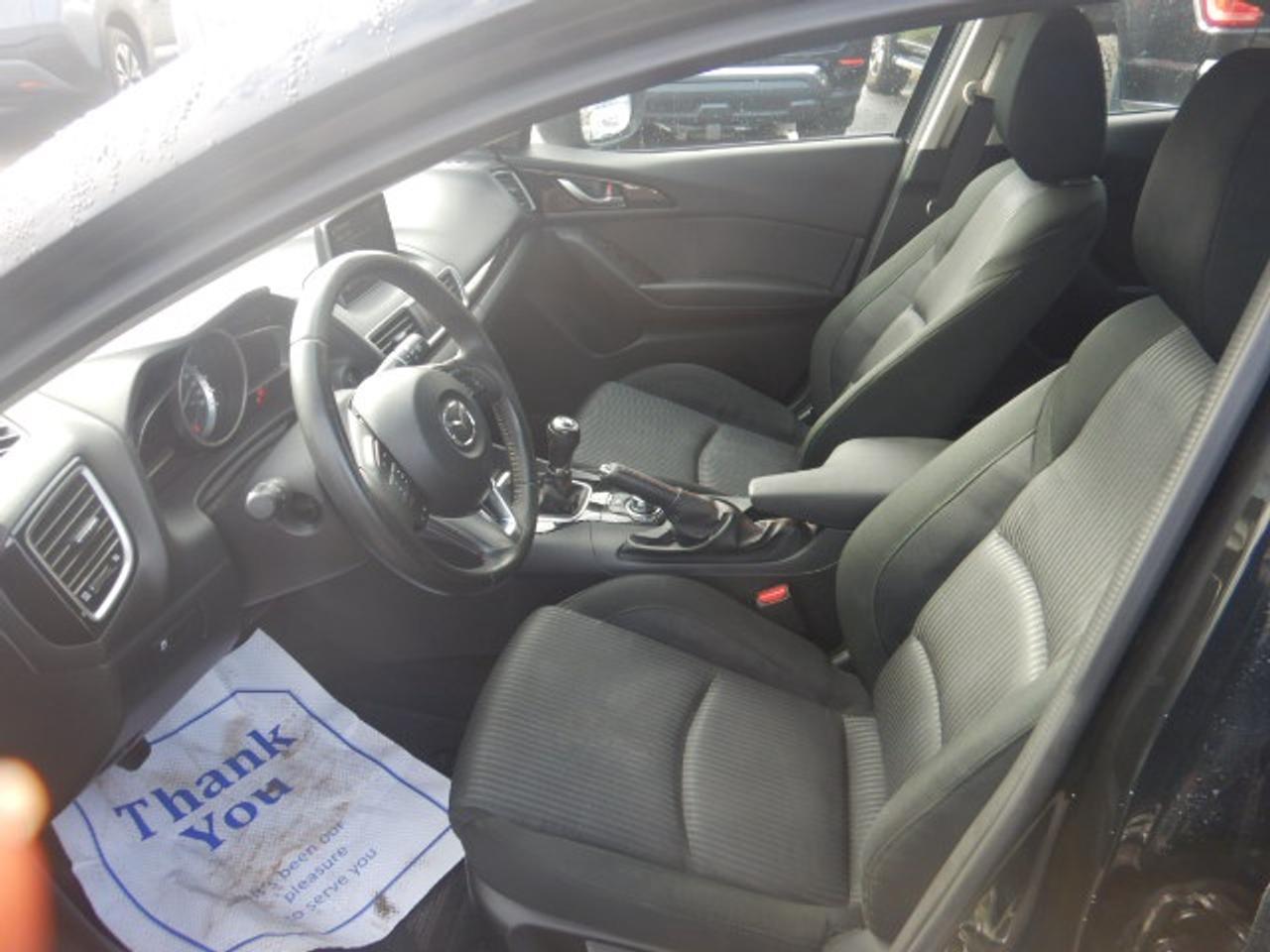 2014 Mazda MAZDA3 Sport GS Photo