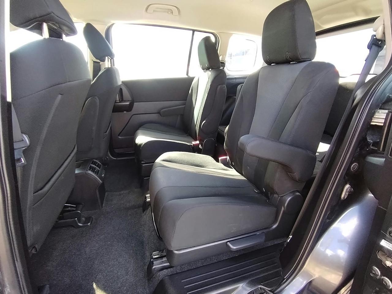 2014 Mazda MAZDA5 Touring Photo