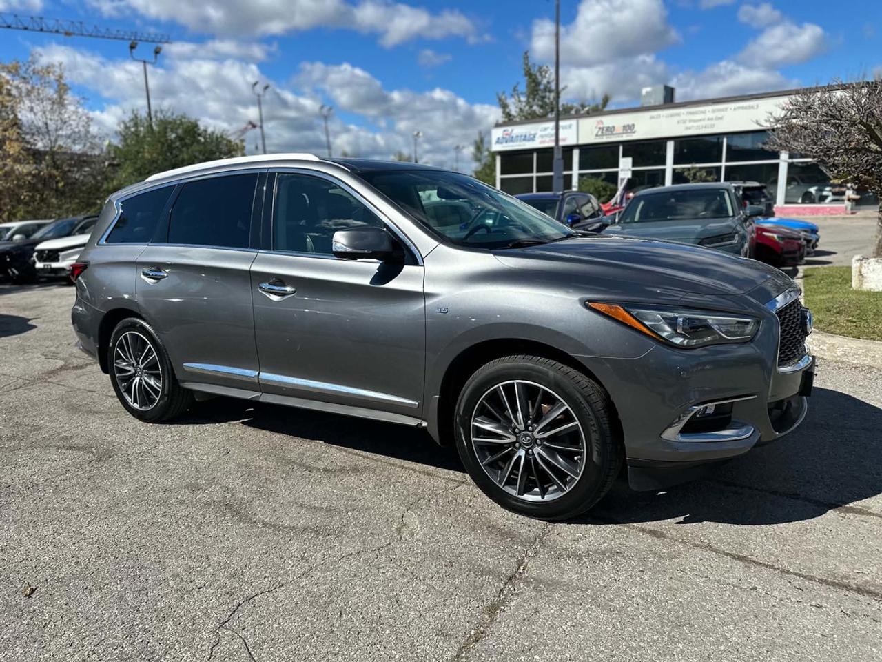 2017 Infiniti QX60 PURE Photo0